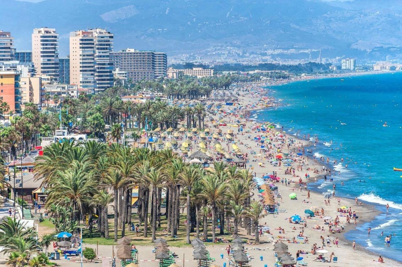 La Carihuela Los Nidos Apartment ตอร์เรโมลิโนส ภายนอก รูปภาพ